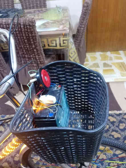 عندي بايسكل البيع حجم ٢٧شرط تيرات وجوابه. جديد بس يمرادلو بكره كير وقافيه السعر ١٣٠.  رقم ***********
