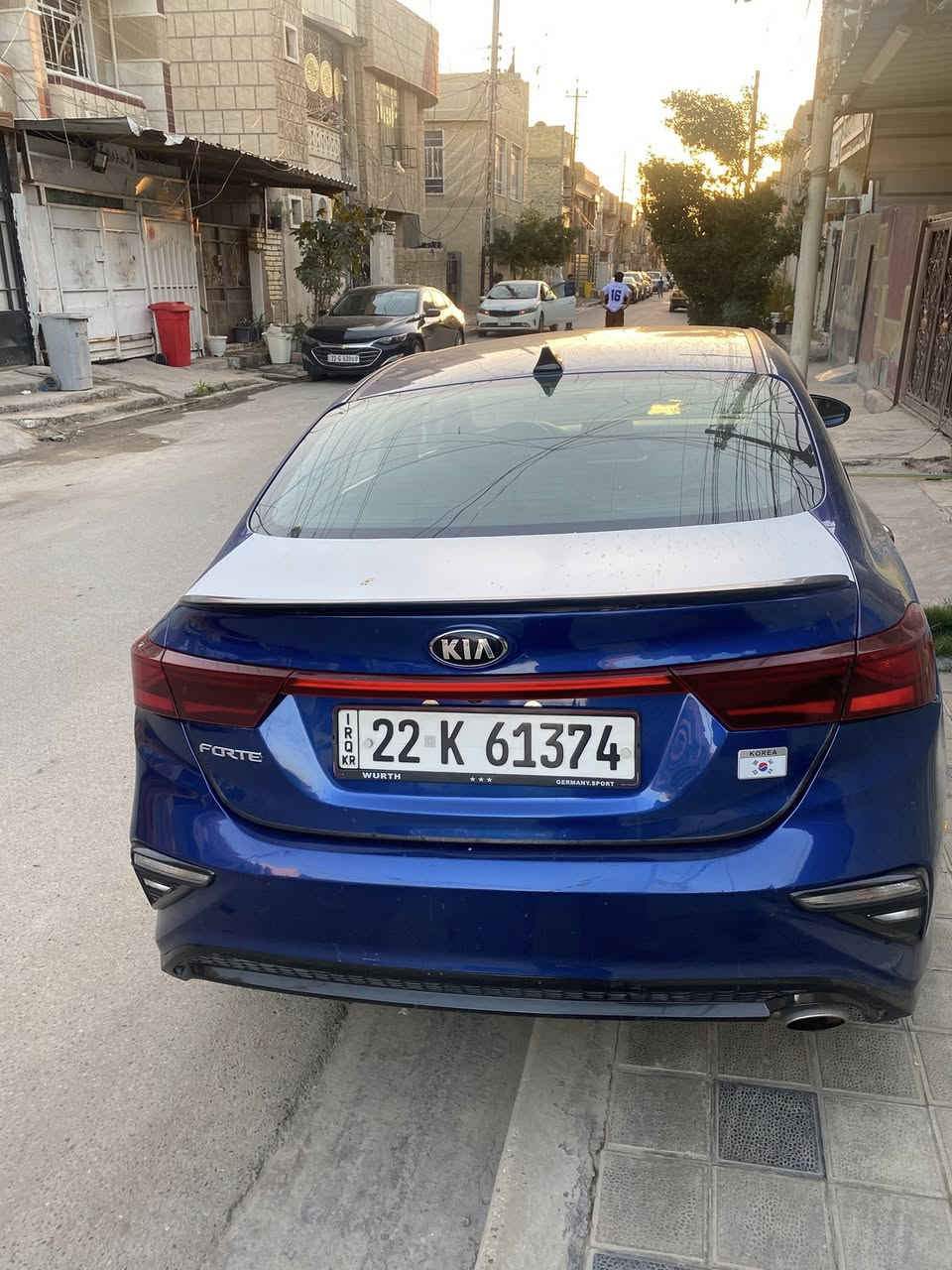 السلام عليكم
فورتي موديل 2019  وارد أمريكي حادثها جاملغ وبنيد بدون  شاصي ولغد وإيرباك مكفوله السياره خير من الله رقم أربيل بسمي تحول وكاله اني حاضر بيها منضومه غاز مدوشمه السياره بيها بارد بابتين من صفحه السايق فقط غير ذني السياره مكفوله محرك 2000 دوش السياره مال جناي كبل الشارع متصرف عليها ربع دينار مكاني بغداد الشعب 
 ***********
السعر اتصل وبيك خير وتدلل
