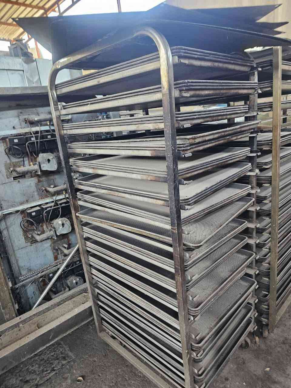 البيع 10عرباين و150صينيه سلستيل تيفان اخو جديد استعمال قليل***********
