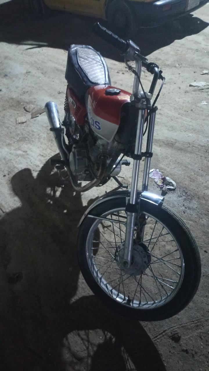 جاي اداريكم الرمضان حجي نامه لو شلامجه لو امتياز بس مكينه جباره الي يشتري مني يعرفني مابيع شغله اذا مو جاهزه تركب بيه وتروح حته بنزين ودهن جديد هايه كامله ماعوزه اي شي تعميره 2026 بس المحرك وشاصي يا موديل مادري البقيه 2026 سعرهه قفل قفل قفل قفل بدون عمله 260,000 مكينه خرررسهه الله شاهد وعتقد مكينه ممفتوحه الكور نضيف رقمي للتواصل *********** وتواجد مازنجر
