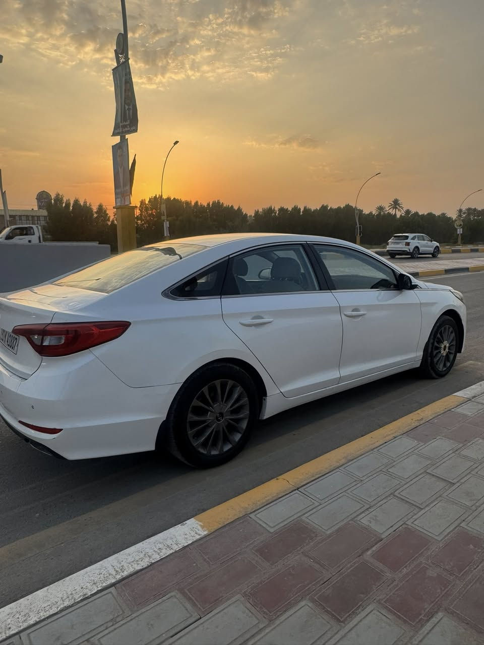 السلام عليكم سوناتا 2015 خليجي بيه باب السائق مبدل والباب الي مقابيله هم مبدل وجاملغ ايمن امامي وخلفي بي طخات ومصلح وموجوده صور الطخات والباب خلفي بي رش صبغ معروضه ب 130 وبيه مجال


**إذا كنت صاحب هذا الإعلان وتريد حذفه لأي سبب، رجاءا أرسل رسالة إلى الدعم الفني**