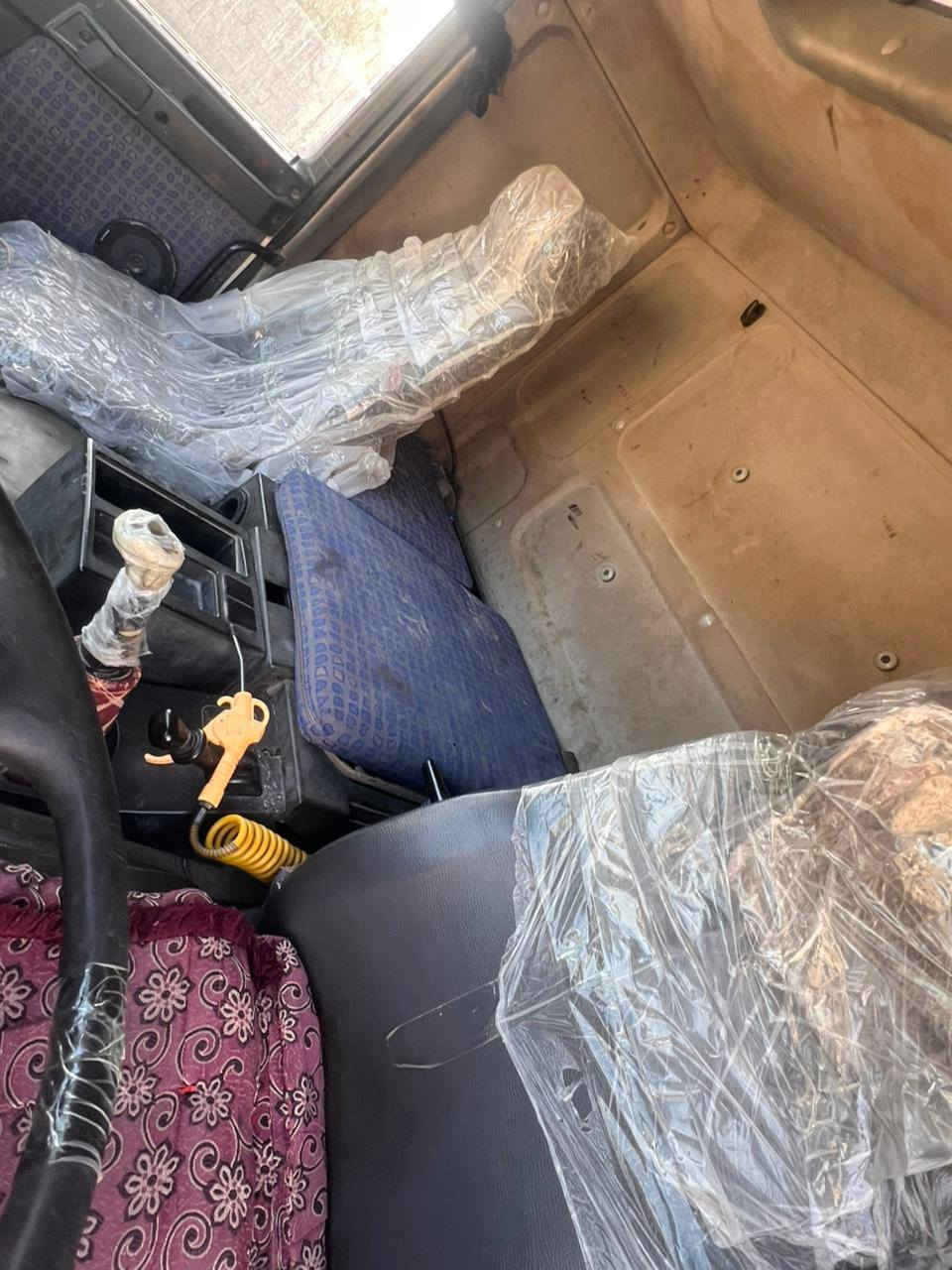 مان كنترا للبيع  السعر 85ورقه وبيه مجال قليل للاتصال ‏‪‪0789 109 1355‬‬‏
