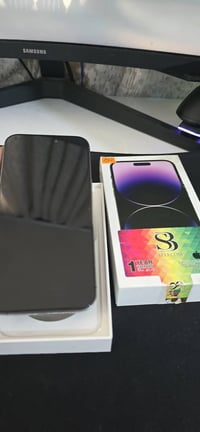 ايفون. 14 ذاكره 256 البطاريه  82  ما مفتوح بدوت شخطه   سيم كارت 2   07...