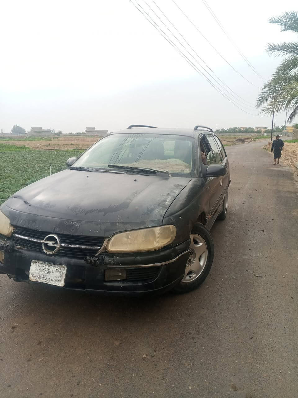 السلام عليكم وبل وميكا ستيشن بزون موديل 95 
شرط التحويل مدفوع كمرك للبيع للبيع والمراوس
كير ومحرك شرط محرك 2000 مفتوح مال
 وميكا صدر جديد كهربائيات كلها شغاله اي 
خياس ماكو مكانها سامراء للاستفسار ***********
