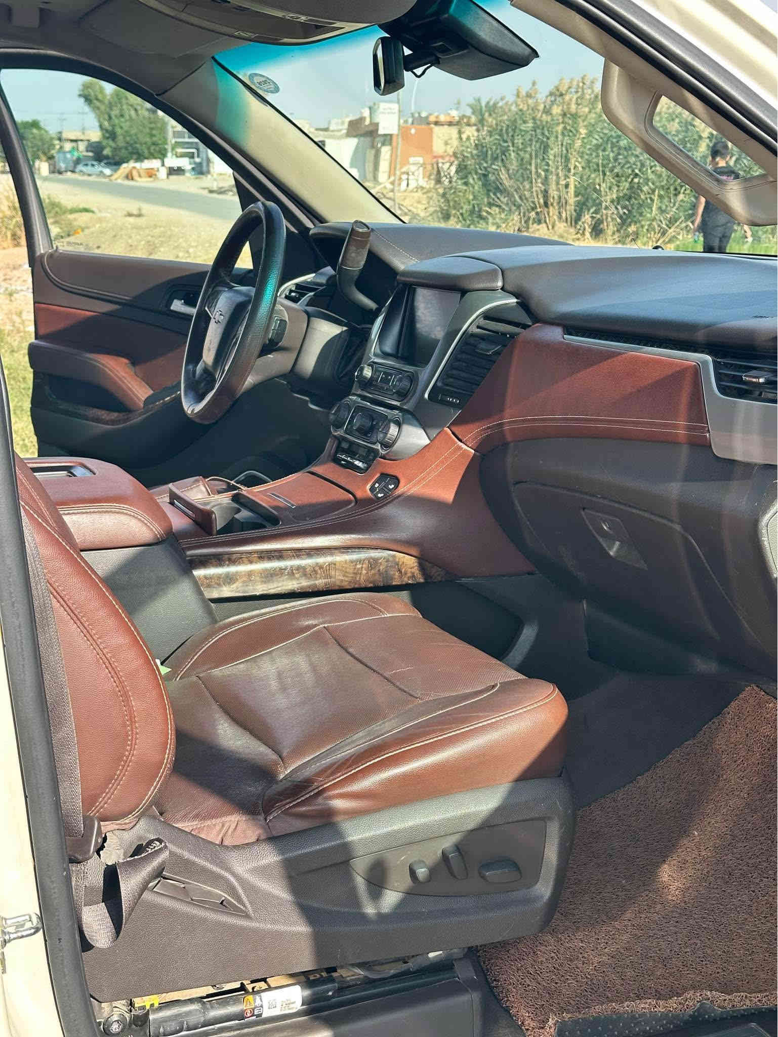 سلام عليكم البيع شفي تاهو مودل 2016 خليجيه وكاله فول مواصفات ltz لون ابيض فول موصفات شاشه قاصه كشنات تبريد تدفئه داخل قيسي وباقي المواصفات معروفه السياره خليجيه بدون حادث شرط بس صار بيها تخريب نضربت بطش وصار بيها صبغ اني ابيع صبغ عام بدون حادث وبدون تعديل السياره شرط الفحص عالسونار تاخذ رقم سليمانيه باسمي تحويل مباشر السعر ٢٧٠ ورقه وبيها مجال  مكاني ديالى خانقين للاستفسار والتواصل *********** موجود واتساب وبخدمتكم المقدادية
