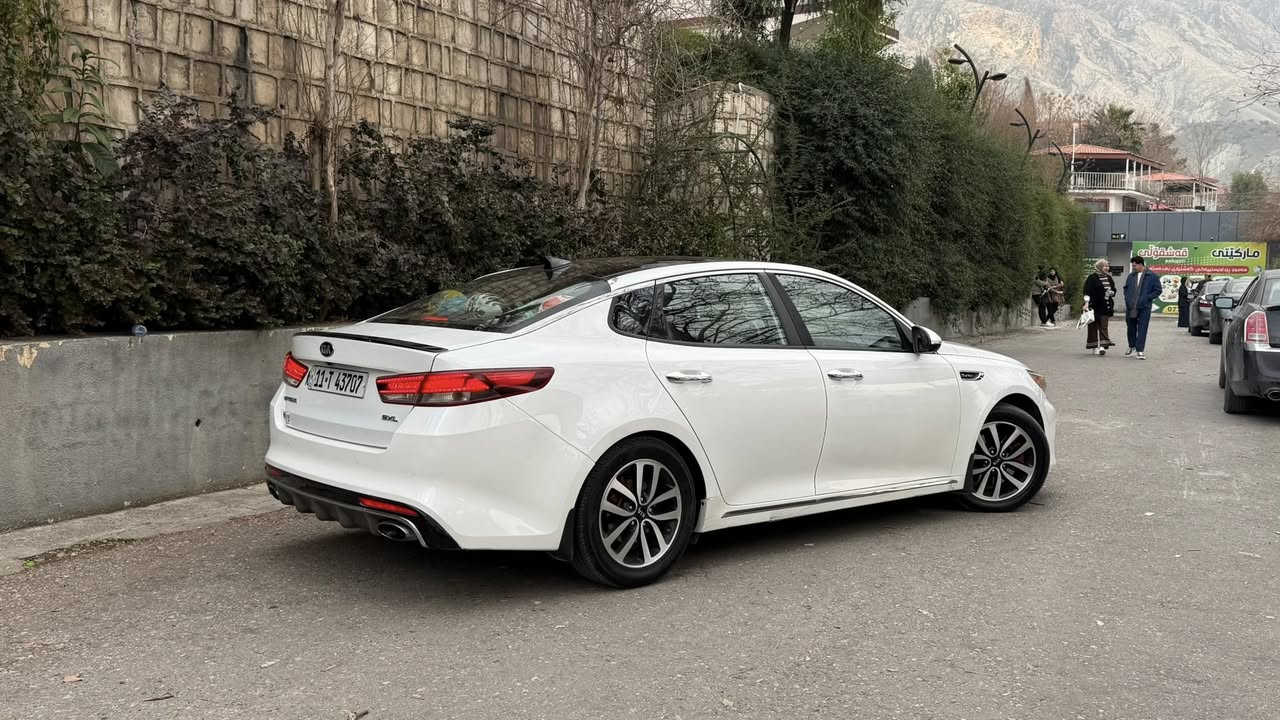 السلام عليكم ‎                                                                                    
اوبتما SXL2016

‎✅فول الفول ١/١ sxl
‎✅لايت زنون  
‎✅مري شفط + اشاير بالمري
‎✅رادارات جانبي وامامي وخلفي 
‎✅بنوراما 
‎✅محرك 2000 تيربو 
‎‏ ✅ثلاث انظمه قياده 
‎‏ (eco_normal _sport)
‎✅بصمات عدد 4(تشغيل +ابواب+سايد بريك +صندوگ)
‎✅كشنات جلد بقلاوه  
‎✅كشنات تدفئه تبريد الاماميه والخلفيه بس تدفئه 
‎✅كشنات اماميه كهرباء وخزن وضعيات
‎✅شاشه اكبر حجم وكامره وحساسات ونظام Gps
‎✅سستم صوت Harman/kardon 14 سماعه + 2دمامات 
‎✅نضام ترحيب 
‎✅سايد بريك بصمه ‏Auto hold
‎✅بردات خلفيه بلاديه 
‎✅يدات كروم 
‎✅نظام توقف مفاجئ
‎✅تحديد مسار 
‎✅كاميرات ٣٦٠ درجه 
‎✅لايت بيده الابواب  
‎✅شاحن لاسلكي 
‎✅مخرج للشحن ومخرج USB 
‎✅شفتات ستيرن تستخدم بالكير العادي 
‎✅تبريد قطعتين 
‎✅ستيرن  فول تحكم +تدفئه 
دبل كزوز ✅                                                               
قيادة ذاتية✅
السعر 147 وبيهة مجال
صور الحادث موجود بصور +السونار 
سيارة نظيفة  بمعنى الكلمة 🙏🏽
