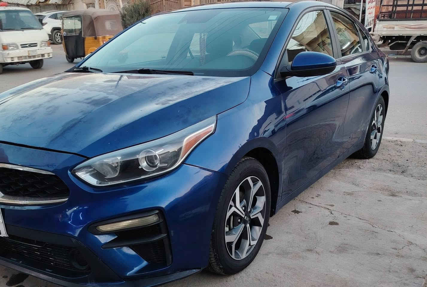 السلام عليكم  فورتي 2021 امريكي للبيع
ماشيه 53 
محرك 2000 دوش 
ثلاث انضمه قياده 
المواصفات نص فول 
تحكم ستيرن جهتين
شاشه بلاديه 
المحافضه على المسار 
مانع انزلاق 
ويل كب بلادي 
حادث امريكا بنيد نفسه مصلح وبارد بل جاملغات 
صور الحادث والسونار مرفقات بل منشور 
السياره خير من الله 
مكاني بغداد المشتل 
رقم بغداد باسمي 
السعر 145 وبيها مجال
للاستفسار الاتصال فقط
*********** ابو حسين
