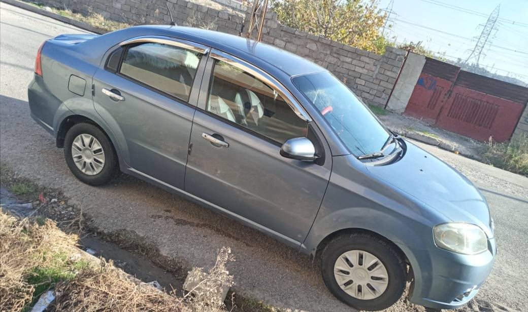 افيو 2007 كوري
رقم نينوى الماني سنويه 2029 

محرك دبل محرك وكير شرط 

تبريد وتدفئه 

رقم ألماني شرط التحويل تشتري من الشرعي 

بيها بابين صبغ وجاملغ تطويز بدون دواخل شرط 

شاشه وكامره كوبون بانزين بيها 

عنوان السياره موصل 

الشراي يتصل عالرقم ويدلل 

***********
