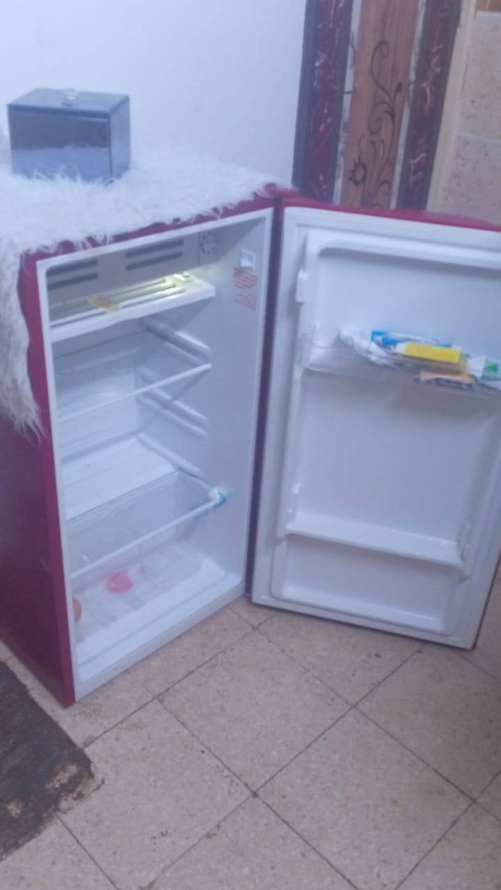 ثلاجات للبيع

سعر الوحده ب١٠٠ وبيها مجال


**إذا كنت صاحب هذا الإعلان وتريد حذفه لأي سبب، رجاءا أرسل رسالة إلى الدعم الفني**