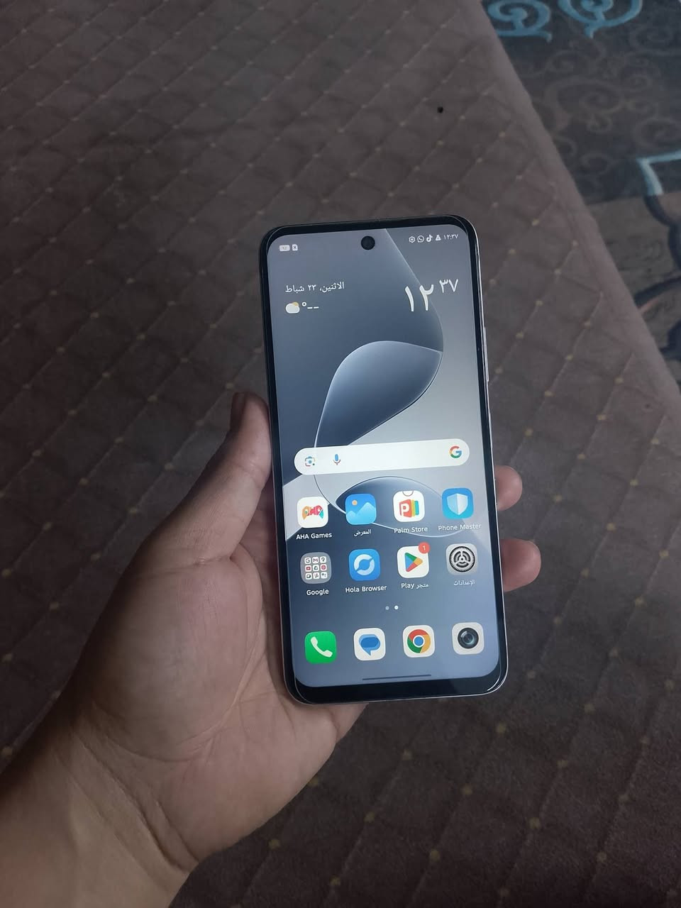 السلام عليكم عندي جهاز أنفنكس هوت60اي ذاكرته 256جهاز نظيف أخو الجديد سعره120العنوان بغداد الحريه الثانية***********مراسله عل واتساب او خاص
