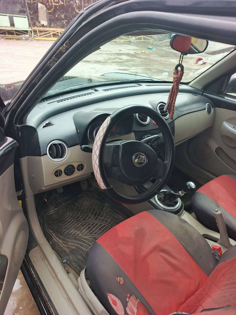 سلام عليكم ليفان للبيع 2012 رقم بابل انكليزي سنويه ل30بسمي مكفوله كفاله عامه فقط طخه بجاملق تبريد حداديه تخم تاير مكينه بيه خيط بخار مكاني دوانيه اسعر 25 اوبيه مجال لاستفسار اتصل مكلف بنشر خاص ماكو ***********
