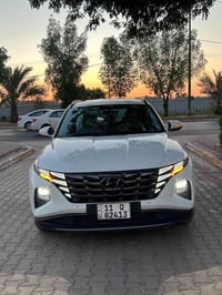 توسان ٢٢ خليجي ماخذهة بأيدي من الشركة زيرو حتى كتلوكات الشركة بعدهة بي...