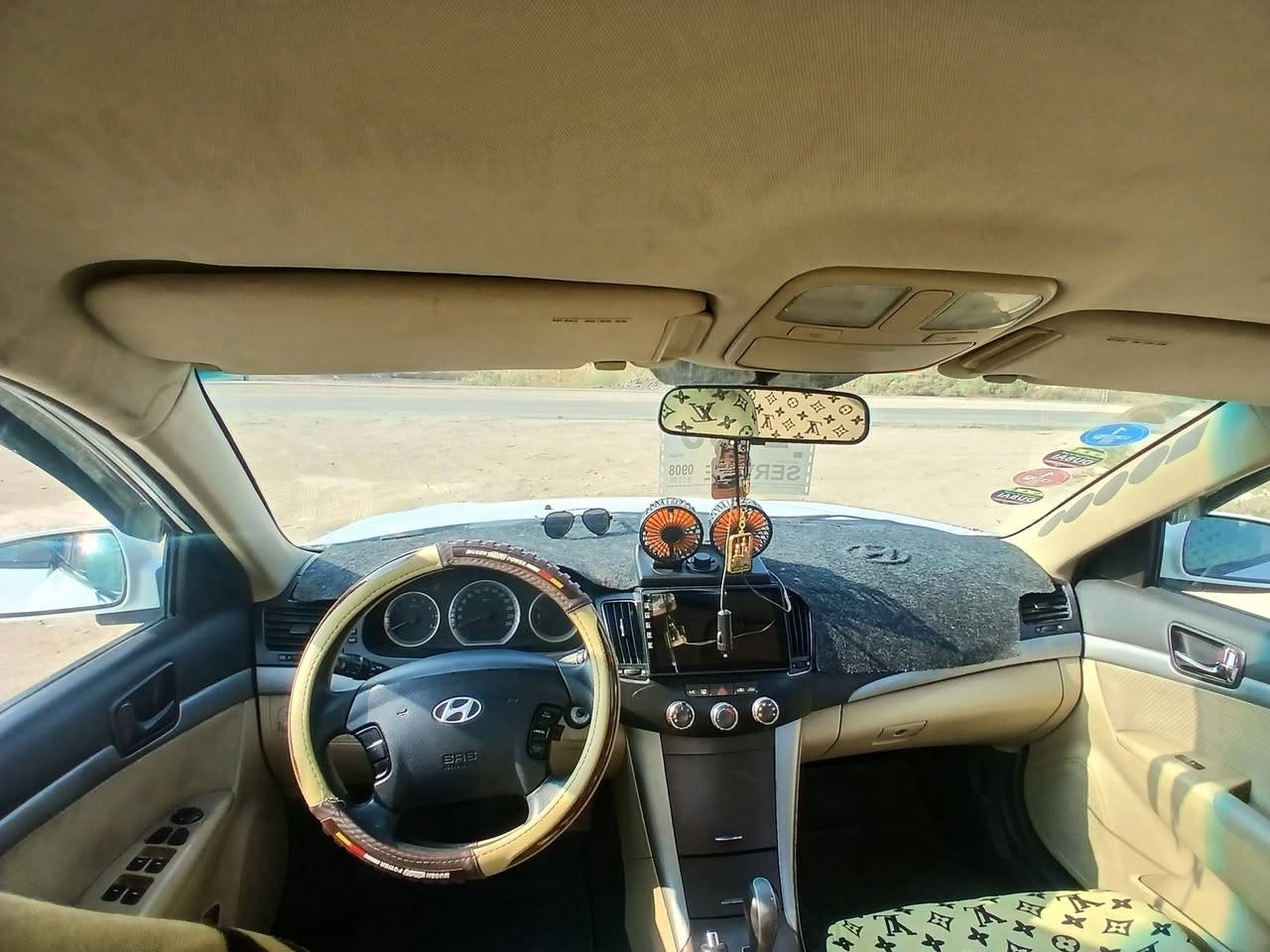 سلام عليكم سوناته ٢٠٠٩ خليجي  رقم بغداد انكليزي بسمي سياره كير محرك مكفولات بيها رشات صبغ مكفوله من الضربه القويه مكانها سماوه رميثه  السعر 105 
***********
