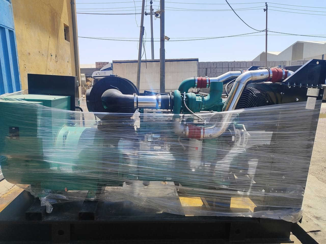 #مولدات_كهربائيه 
تم بحمد الله وصول وجبه مولدات/ كمنز 114/ 24 ولف جديد 
راديتر كبير + نضام حماية+ نضام اوتو 

📍التوليد 250 KVA ستانفورد 
📍السعر خاص او اتصال بالرقم التالي 

العنوان اربيل الصناعه الجنوبيه 
للاستفسار الاتصال+واتساب (***********) يوجد توصيل لجميع المحافظات 🚛
