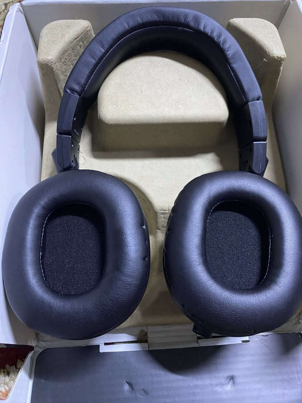 السلام عليكم
حبايب سماعة من اوديو تكنيكا ATH-M50X
من افضل سماعات الصوتيات بالعالم 
جديده غير مستعمله
كامله ملحقات
سعرها 140 الف 
متوفر توصيل🌹


**إذا كنت صاحب هذا الإعلان وتريد حذفه لأي سبب، رجاءا أرسل رسالة إلى الدعم الفني**