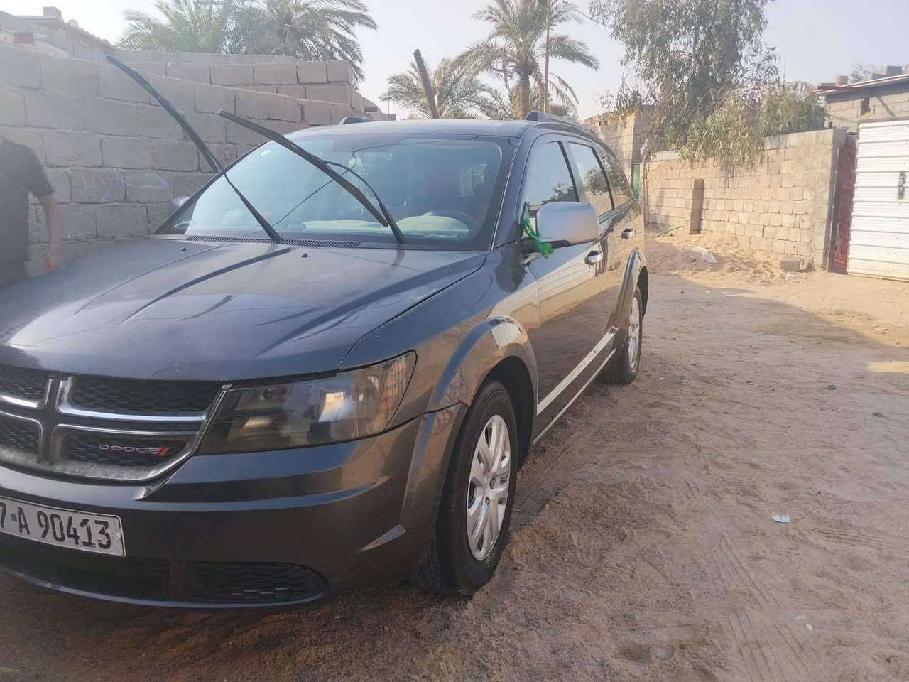 دوج جورني
2017
رقم ذيقار سياره بسمي شرط التحويل 
سياره جاهزه تبريد تدفئه شغال
مكينه 2400حادثها كلش بصيط 
طرف البنيد والمدكر
التواصل ***********مكلف بلنشر 
تصل على الرقم وتدلل
