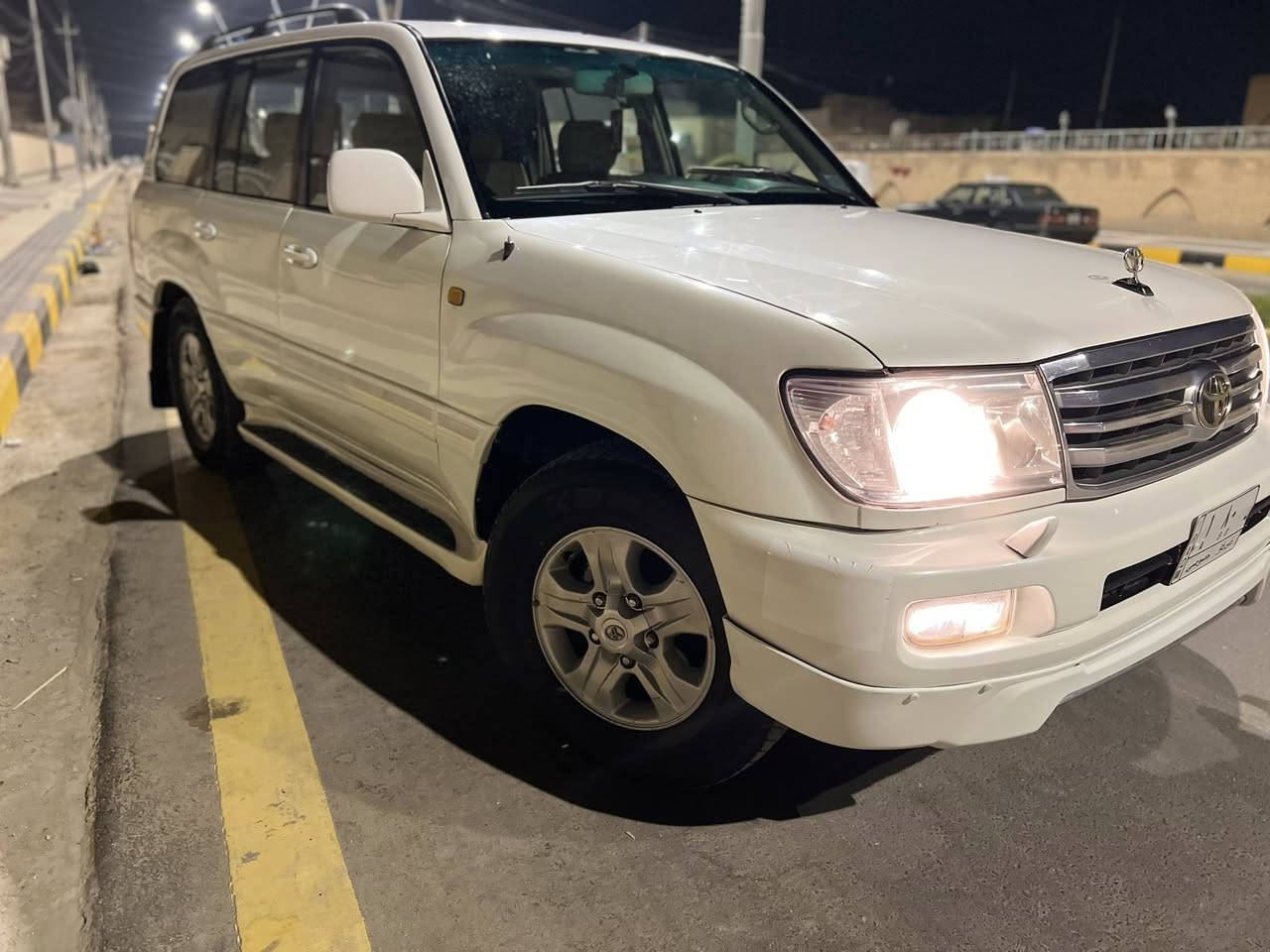 السلام عليكم لاندكروز 2007 خليجي رقم مميز 80 ذي قار فقط مبدل جاملغ الايمن اثر شخوط. سياره جاهزه من من الدعاميه لدعاميه مكانها ذي قار قضاء البطحاء. 
السعر 5 دفاتر وبي مجال لشراي ***********
