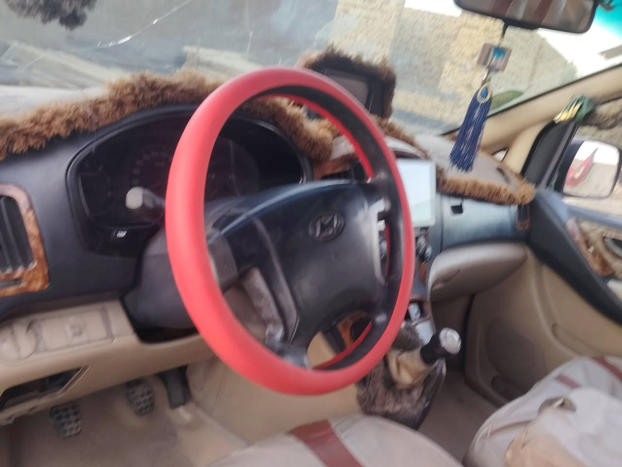 سلام عليكم سياره موديل 2009 مفتوح
محرك مجفت قبل 4 اشهر تخم تايرات جديده سياره باسمي  تحويل مباشر مكان الحله قضاء الكفل استفسار اتصال على هذا رقم ***********
