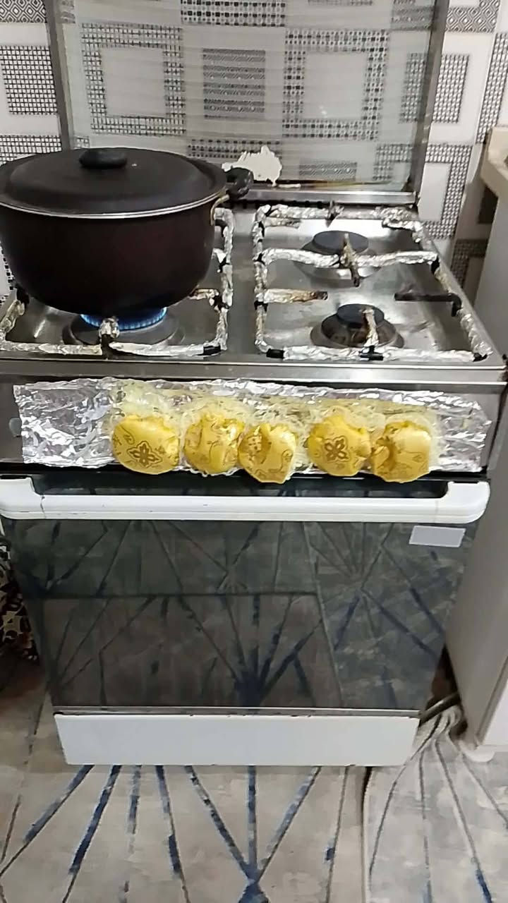 للبيع طباخ شغال مثل ماموضح مكان النجف


**إذا كنت صاحب هذا الإعلان وتريد حذفه لأي سبب، رجاءا أرسل رسالة إلى الدعم الفني**