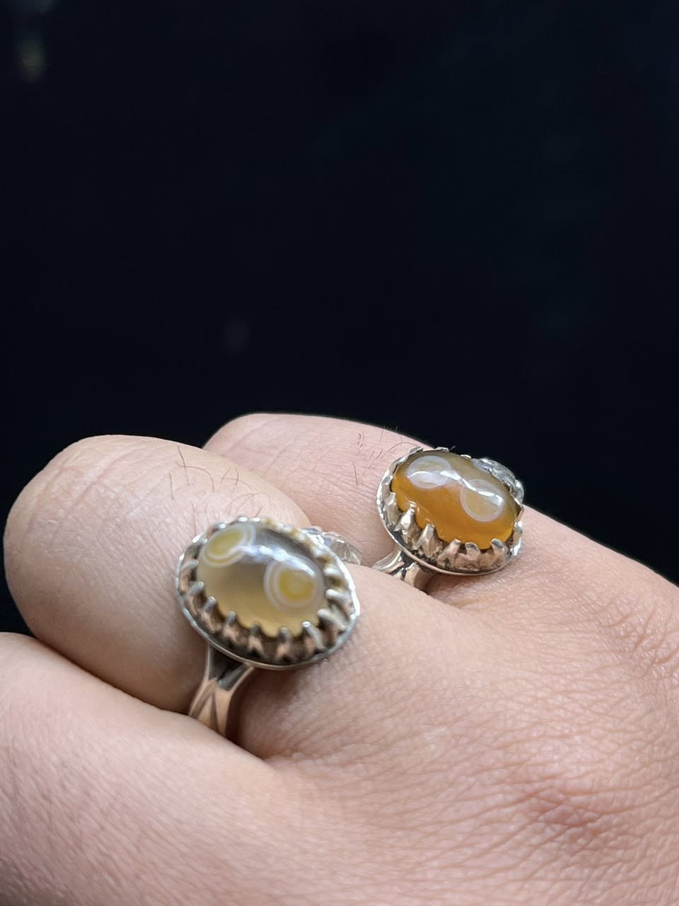 ً
سليماني عينين 

صياغة يدوية

الشراي***********

المكان بغداد حي اور
