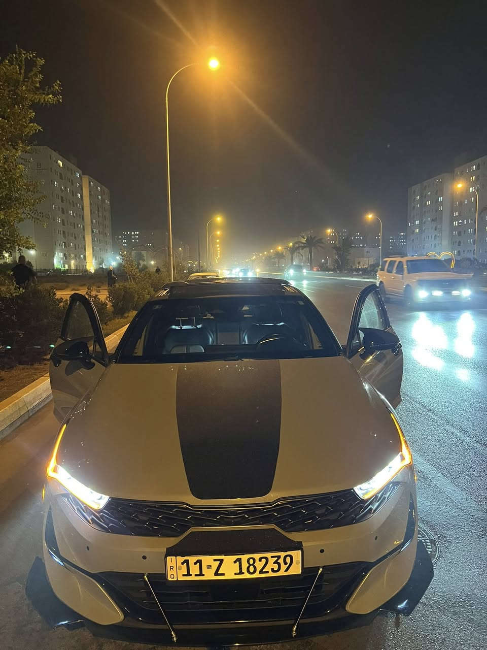 #بغداد Kia k5 
2024 فول للأخير 5 كامرات
كشنات تدفئة وتبريد + كهرباء وخزن 
بدون اي تبديل ظرر جاملغ امامي ومصلح نفسه.
#السعر 235

***********
