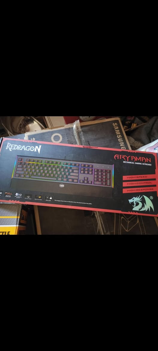 سلام عليكم تجميعه للبيع
Core i5 Gen 12

RAM: 16 GB 3200 t

Grafikkort: Asus RTX 3060 12G

mb: prime H610M asus

harddisk: SSD256G

hard2: HDD 1T

PS: 650w
مع شاشه حجم 24 
170 هيرتز 
يوبيس حجم 1500  بطاريات خمس دقايق 
كيبورد ريدراكون موس اصلي


**إذا كنت صاحب هذا الإعلان وتريد حذفه لأي سبب، رجاءا أرسل رسالة إلى الدعم الفني**