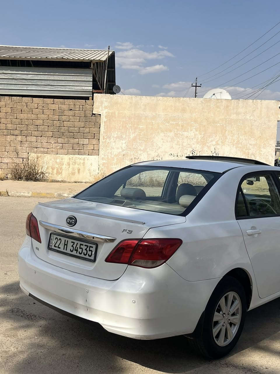 سلام عليكم 
للبيع او مراوس حسب قناعه 
BYD/F3ال مرغوب 
كير عادي مرغوب 
محرك شرط لا صرف ولا بخار 
صدر امامي خلفي اربع دبلات جدد
دواخل حديد لونين
فتحه سلايت قطعتين 
بصمه سياره 
تحكم ستيرن 
شاشه كأمره 
تبريد ثلج
سنويه لحد 2030
كود بانزين موجود 
سياره حاله كلين مابي اي شي شرط 
شرط تحويل وكاله 
سعر $62 ومجال
الاتصال الاستفسار ***********
