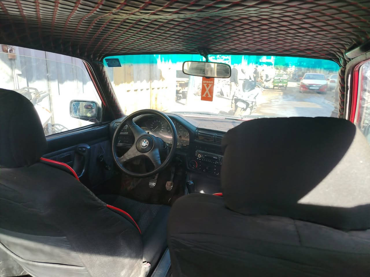 للبيع BMW 318i زعره   موديل 1991 مكينه كير خير من الله السياره يرادله ترتيب وتنضيم كهربائيات الداخل فقط شلعه معدل مشالله صدر نص عمر 

سنويه 30 الهزه شهر 4 

متواجد خاص ماسنجر 

رقم تلفون ***********

السعر 25 وبي مجال 

مكاني بغداد حي العامل
