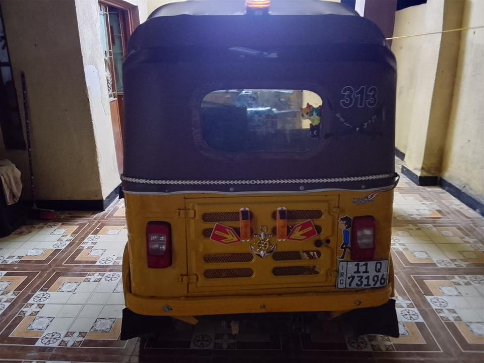 عشرين رقم نكليزي. خير من الله. كامله مكمله اي نقص مابيه مكينه مكفوله تنقيص تبخير تكتك خير من الله ماعده. ضربه بل صفحه ترجع. بارد. عارضه 6400وبيه مجال بصيط مستعجل  ع بيعته***********
