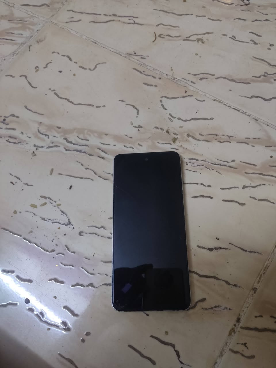 ريدمي  للبيع ومراوس بي فطر بل شاشه سعره65 وبي مجال ***********
