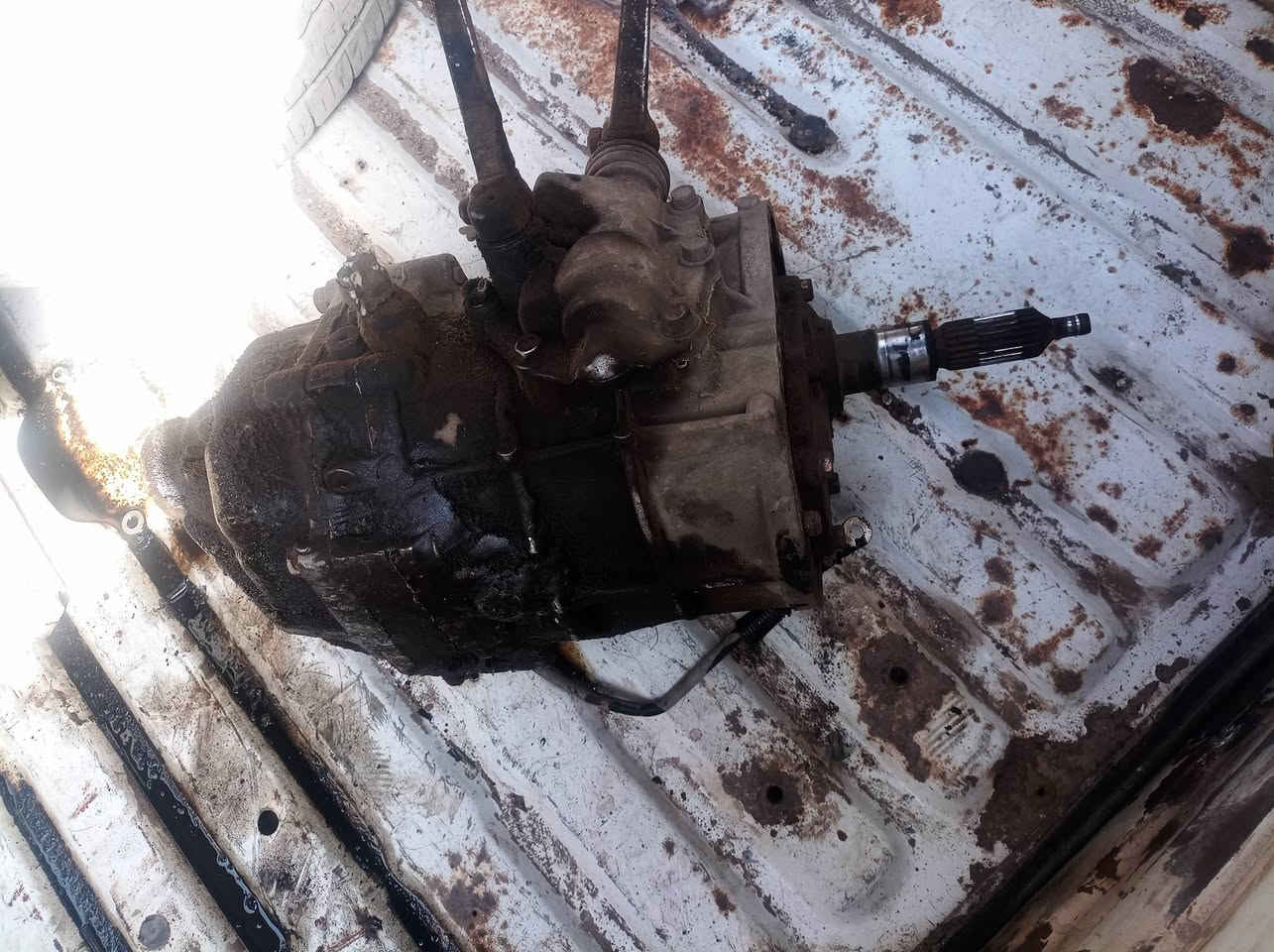 سلام عليكم يوجد غراض فتون البيع ومكينه ونجي وكير سوبر البيع مكان بغداد تصل وبيك خير وتدلل *********** ابو علي
