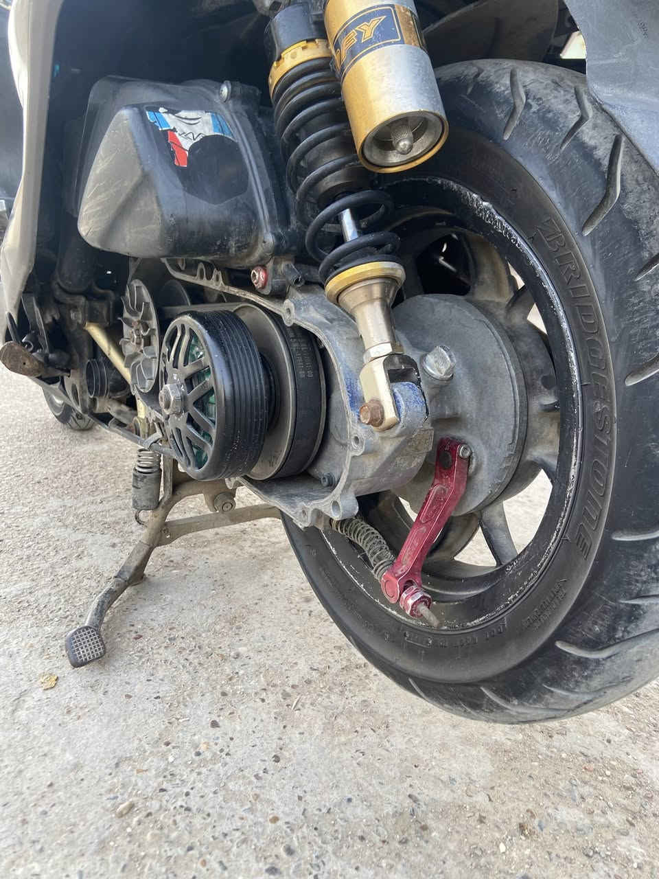 سلام عليكم
سكنس لد متروسه تزويد وكله اصلي ما بيها قطعه تجاري 
كورpttمختلف 
بوشه59 اصليه 
جويتر38 جبير 
عقل رياضي RS الحديث 
نوزل10 زروف
زوج كلجات مطابق 
صالنصه بوري عدل 
قبق فلاوين 
صونده مبخره رياضي 
سيت براغي رياضي 
جوين شوته كوسو 
فلتر شوته رياضي 
ملاقط زوج كرزي قزم 
عضمه سكليتر كرزي 
فراك كرزي 
صدر DY 
دبلات خلفي بطل
وياله ان سي واي 
فلنجه ان سي واي 
فج برمبو 
اشاير رياضي 
زوج جاملغ رياضي
يدات ان سي واي 
طره جوزه رياضي 
قبق بانزين طوك بانزين رياضي 
صونده فج رياضي 
 قطره دهن قطره اكسل قطره اكسل الجوه رياضي 
دراجه بيها هواي نواعم متروسه نواعم تزويد وبيها هواي تزويد بعد ما ذاكره 
دراجه هاون شلعه ومعدل وضربه رون مابيها نقص برغي 
كامله مكفوله من دوانز وتبخير ونضوح 

سعرها مليون و350 الف 1350الف وبيها مجال قليل حك الجيه
متعجبك اعبر المنشور بدون حجي زايد 
 بغداد شهداء العبيدي الثانيه
***********
