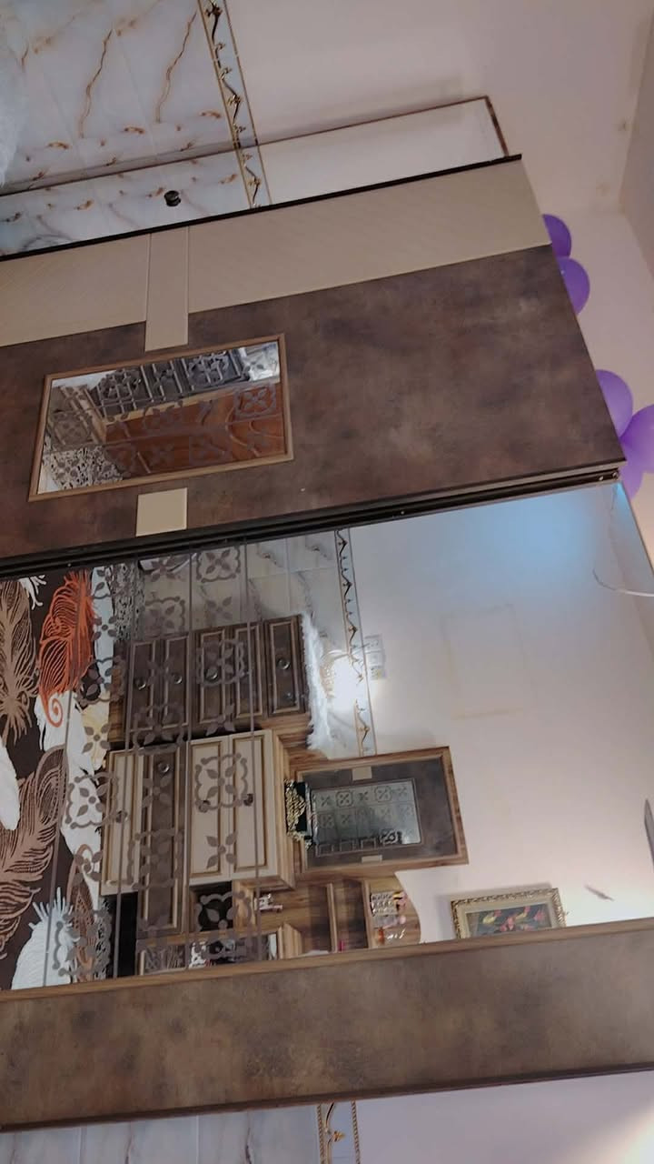 غرفة نوم تركيه ب ٦٠٠ قفل مستعمله نظيفه 9قطع    العنوان بغداد للاستفسار ع رقم***********
