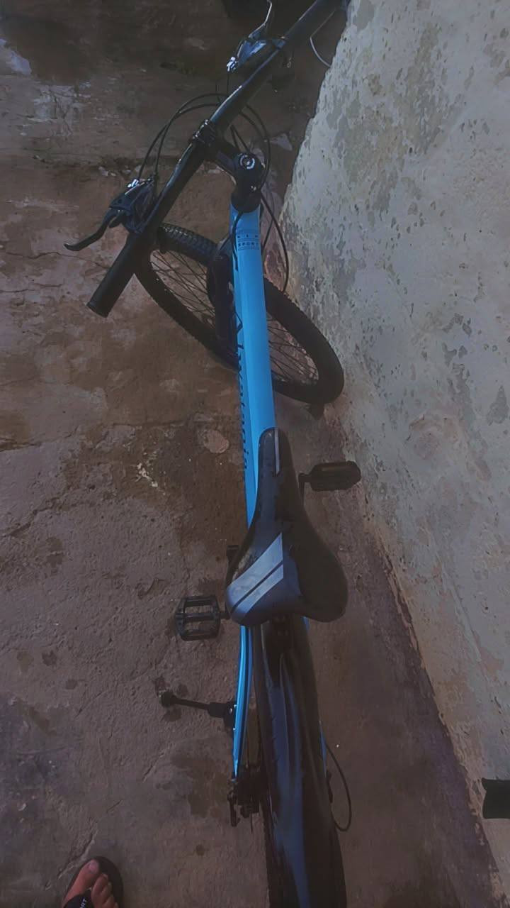 بيع مستعجل قفل 100 الف  نضافه 100 بل 100 لشه الالمنيوم حجم 26 ايسر حي الميثاق ***********1
