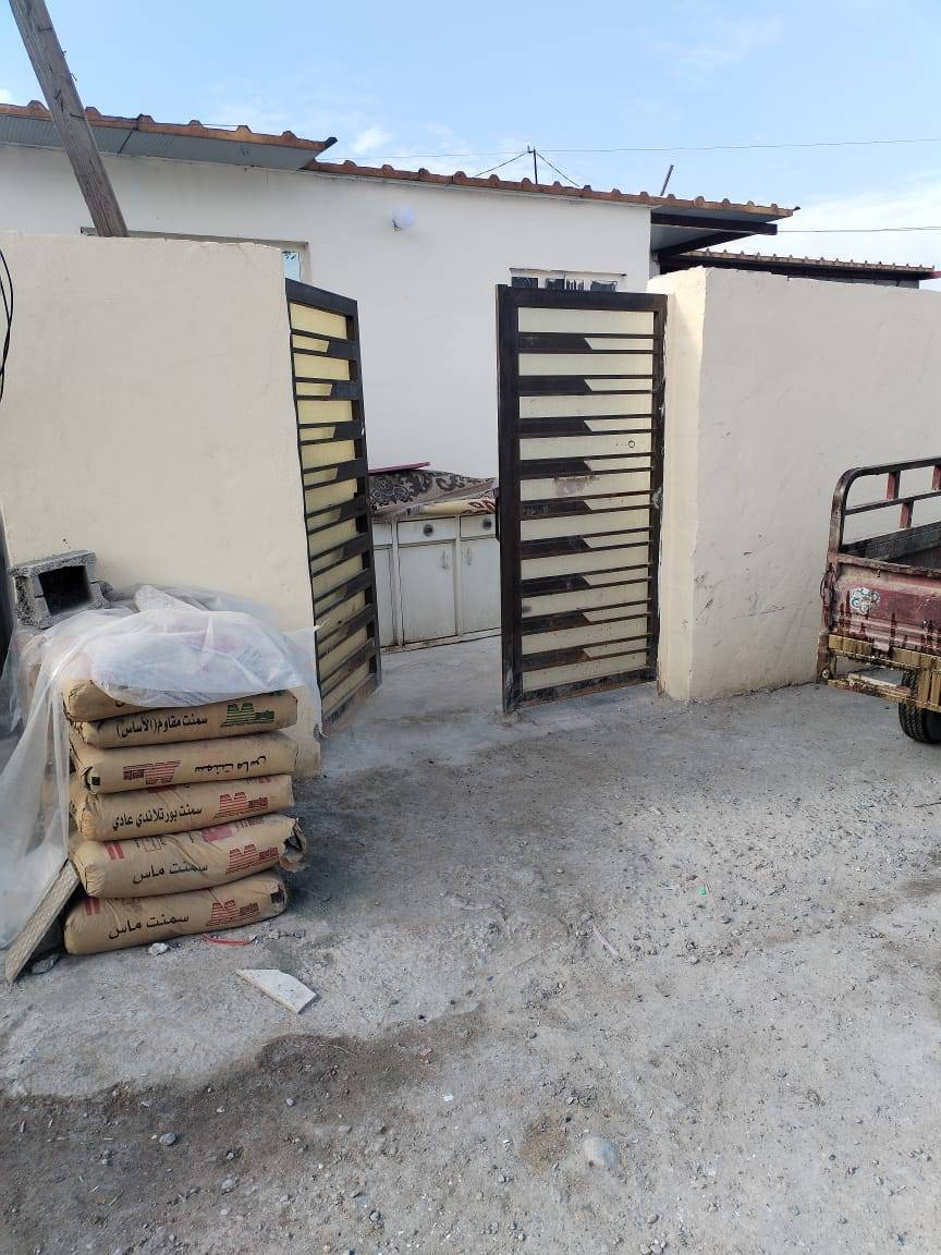 السلام عليكم بيت تجاوز لبيع العنوان التراث تقاطع الربيعي شارع قائد الشمري
البيت بناء جديد سقف سندوج الاستفسار وباقي التفاصيل  على هاذه الرقم بي واتساب ***********
