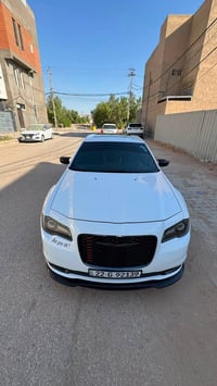 كرايسلر ٣٠٠ • ٢٠٢٢ • مكينة V6