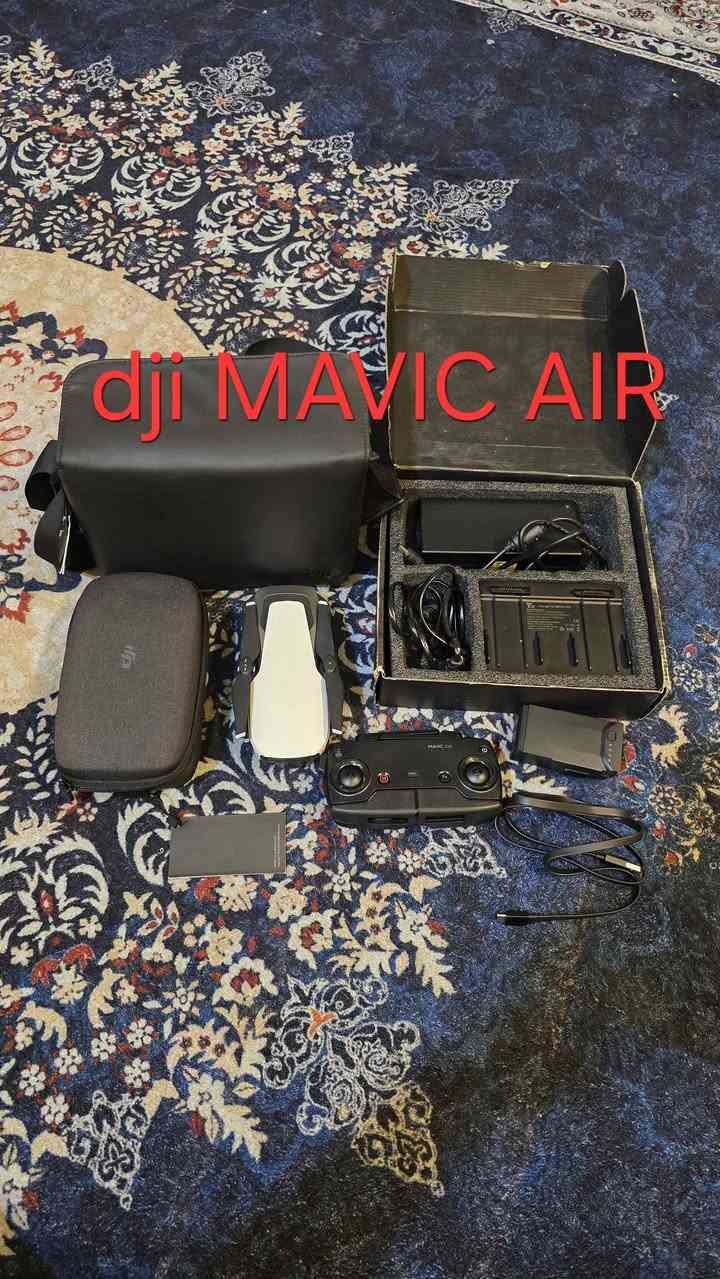 Dji MAVIC AIR
كبس شركه 
ارتفاع 500
مدى 8 كيلو
كامره 4kفريم 30 كمبل 3 محاور
بطاريه ٤٥ دقيقه
نضام ملاحة عالمي تحديد مواقعgps
للتواصل وتساب او اتصال
***********
***********
