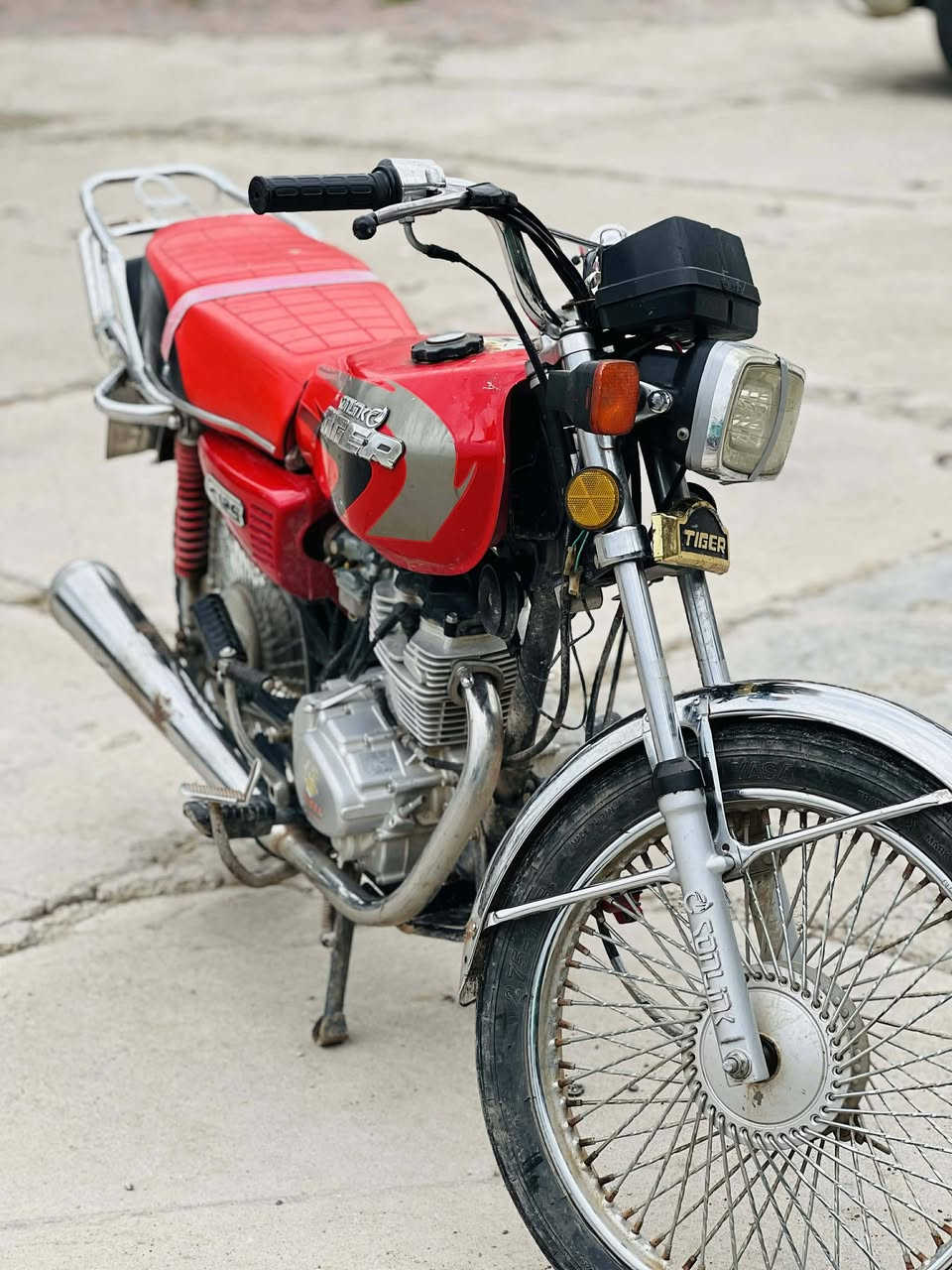 السلام عليكم موطور تايكر 2021 وضع شركه مامفتوح شرط كلشي مكفول  وزن ثقيل المكان جنوب الموصل حمام العليل الشراي بي خير ويدلل السعر خاص


**إذا كنت صاحب هذا الإعلان وتريد حذفه لأي سبب، رجاءا أرسل رسالة إلى الدعم الفني**