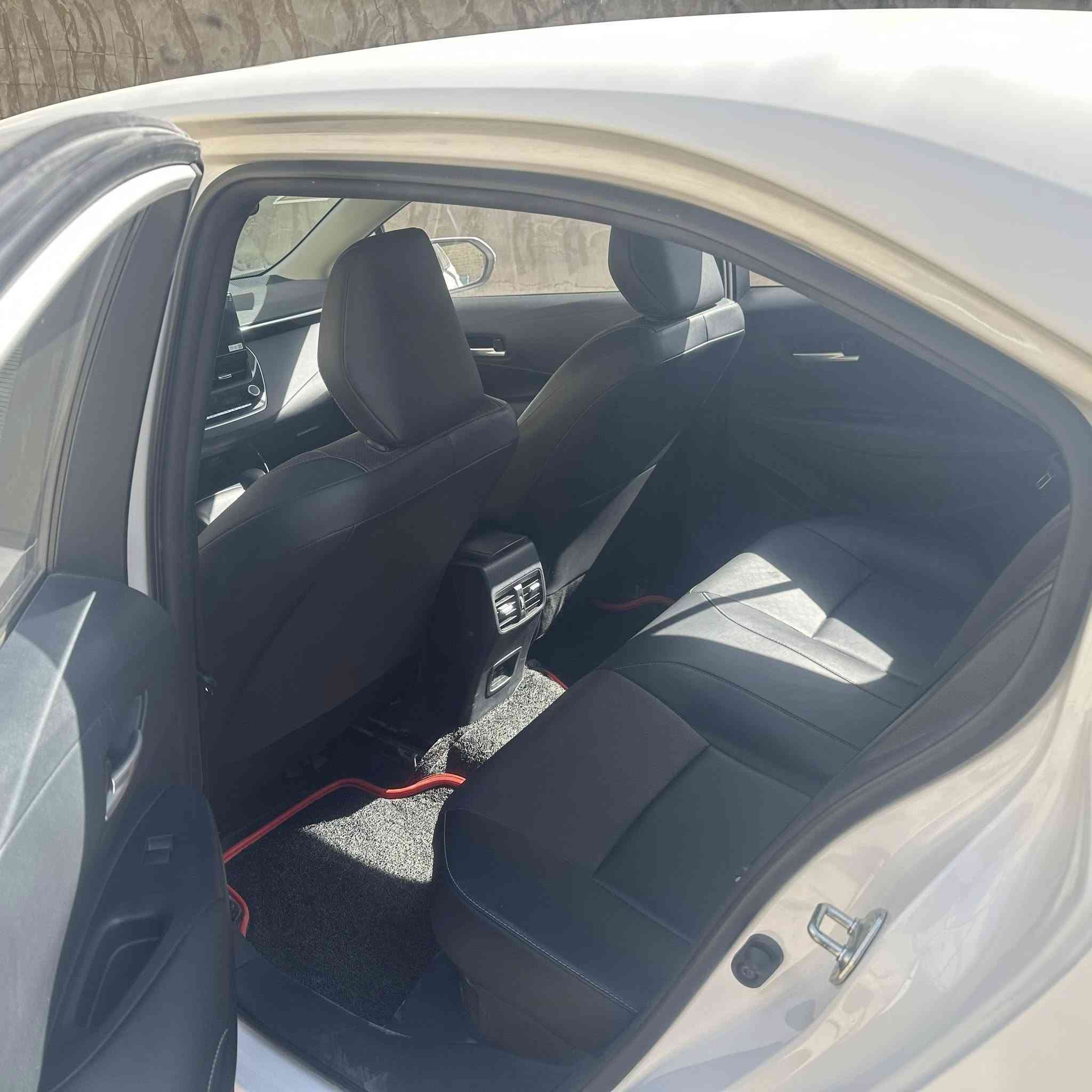 كورلا 2025 هايبرد شكل الخليجي

بيهه صبغ قبق جنطه وخشوم الجاملغات صور الحادث موجوده 
رقم بغداد بسمي 
ماشيه 14 الف 
مكاني بابل الاسكندريه 
السعر 140 وبيها مجال 
***********
