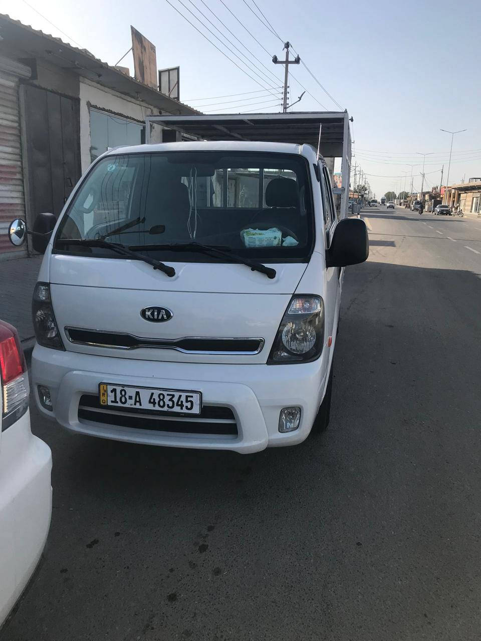 السلام عليكم سياره كيه مسكره دبلو جاف مكفولة كفاله عامه مديل 2017سياره زيرو ماشيه 90الف رقم بابل تحويل ثاني يوم مكان البصره الدير سعره 140,رقم ***********
