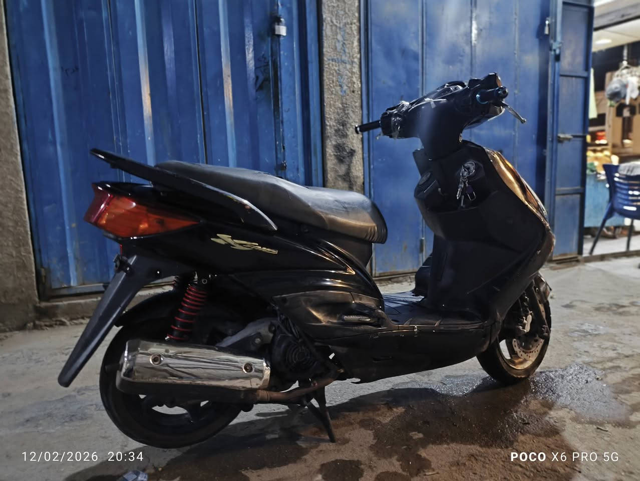 سلام عليكم دراجه سكنس فحل نوزل دراجه نضيفه ما مفتوحه رقم *********** سعر خاص
