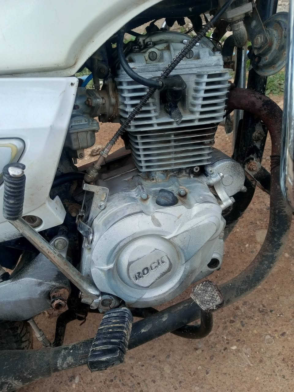 السلام عليكم سنكي نظيف كهربائيات شغاله ماكينه لا تنقيص لا تبخير السعر السعر 375 وبيها مجال للطيبين دراجه نظيفه نظيفه***********
