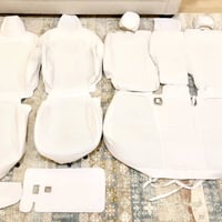 تغليف كشن تسلا • موديل Y 2023 • لون ابيض