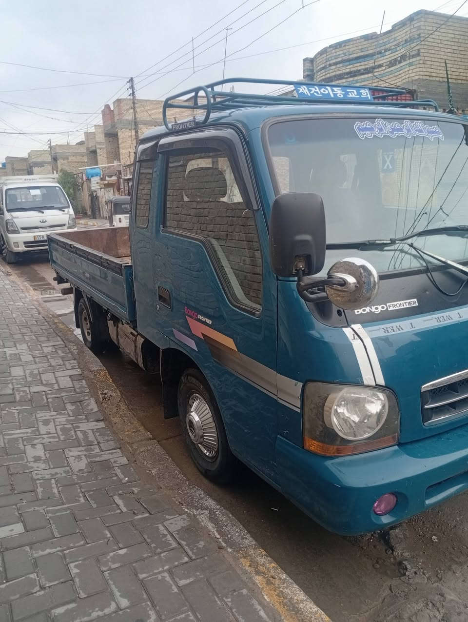 السلام عليكم كيا حمل للبيع ام عيون رقم بغداد مشروع وطني سنويه ل  2029 موديل 2002 سياره مكينه وگير واكسل وحداديه وكهربائيات وتخم تاير وشاصي كفاله عامه وصبغ قليل جدأ وترايك وين ما يعجبك عنوان بغداد الشماعية والسعر على هذا الرقم ***********
