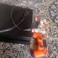 بلي فور فات فول نضافة مع يدات اثنين مع قرص GTA السعر 240وبي مجال للاست...