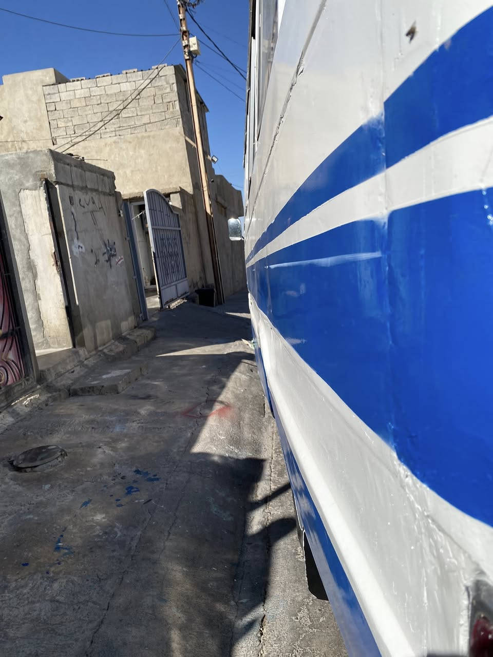 ***********
***********
