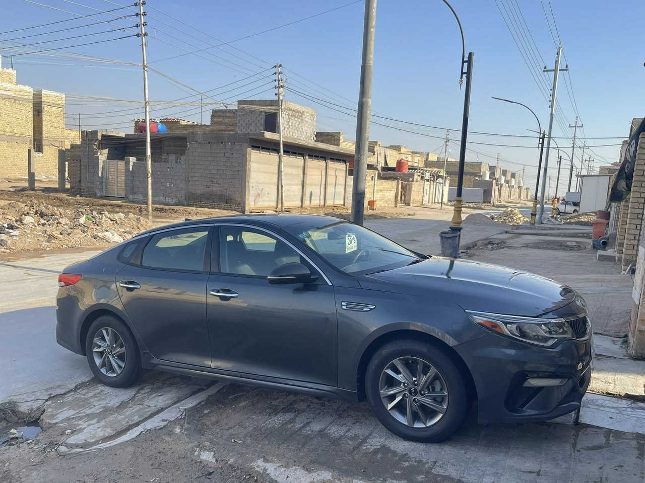 السلام عليكم /
اوبتيما  2019  رقم بغداد انكليزي بأسمي  
ماشيه 65mi   
مكينه مامفتوحه  
مكينه 2400 
تخم تاير جديد 
حداديه جديده
صوره الحادث مرفقه بلمنشور  
مكاني ذي قار  / قلعه سكر 
***********
السعر  139
