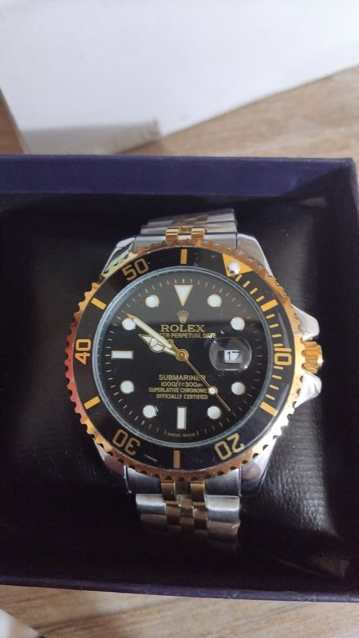 روليكس وزن ثقيل رنك دوار قطعه ب 15


**إذا كنت صاحب هذا الإعلان وتريد حذفه لأي سبب، رجاءا أرسل رسالة إلى الدعم الفني**