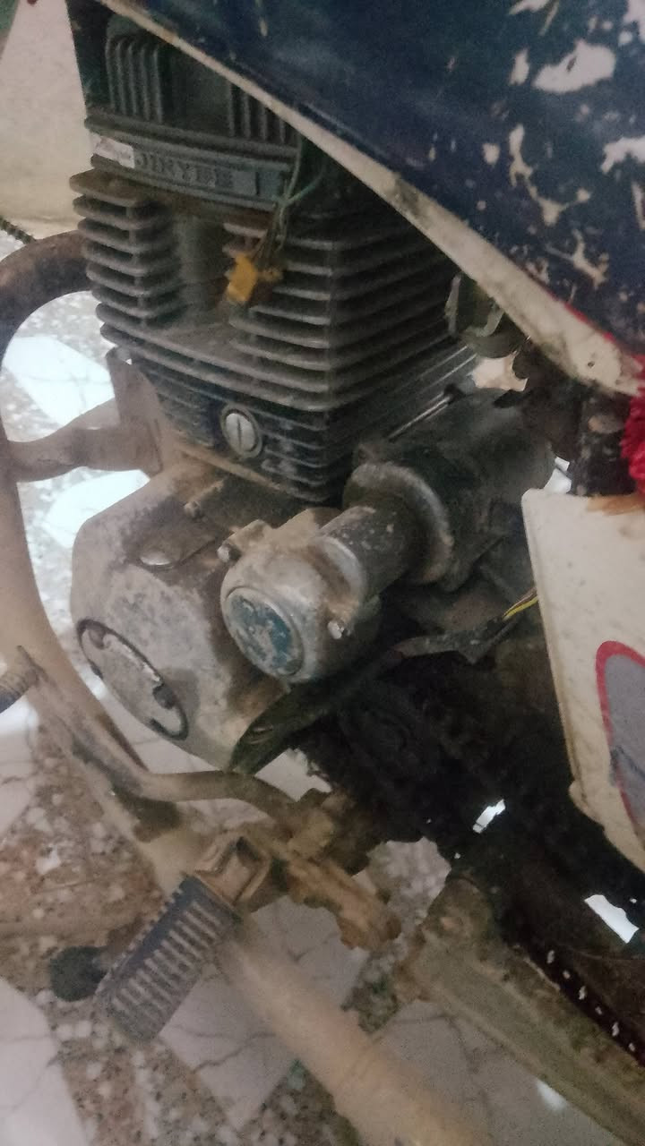 سلام عليكم دراجه البيع مكان ديالى بعقوبه *********** خابر بيك خير ودلل
