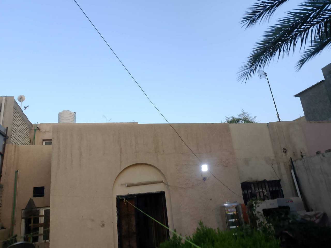 السلام عليكم
بيت للبيع الزعفرانية منطقة الشموخ 
المساحة 250 متر 
للتواصل 
***********
